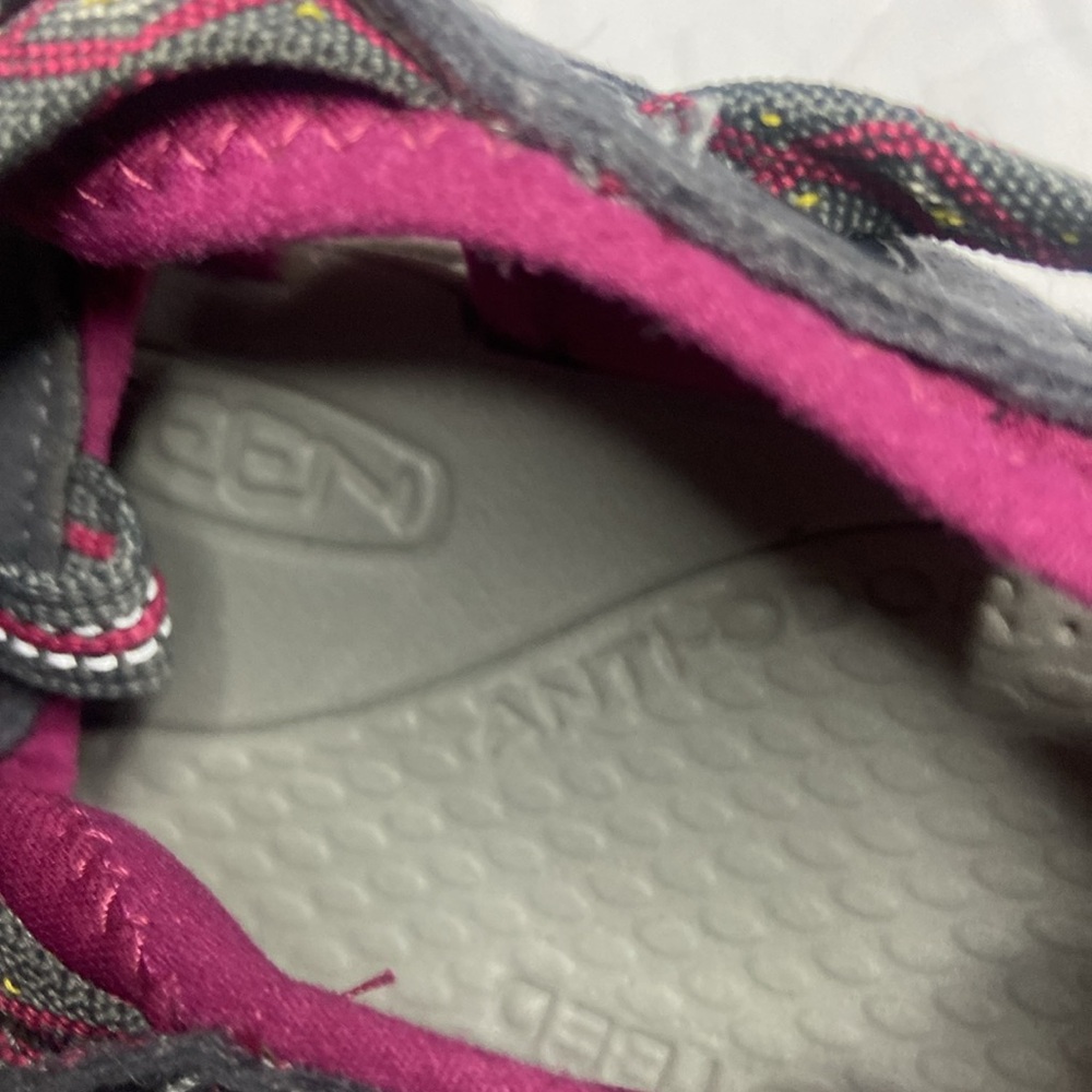Keen Women's Multi-Color Outdoor Sandals - Picture 5 of 8